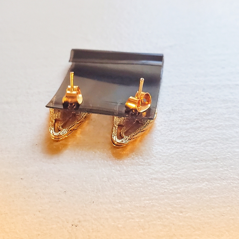 Vintage Scorpio Earrings - Picture 2 of 3